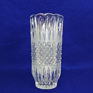 Vase Pressed Glass Diamond Cut Frosted Ridge Pattern Scalloped Rim 8.25&quot; Tall