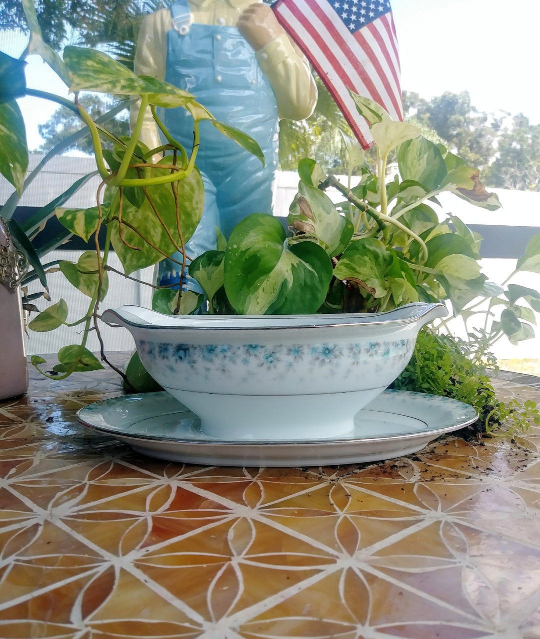 Noritake Japan Kathleen Pattern 6722 Gravy Sauce Boat With Attached