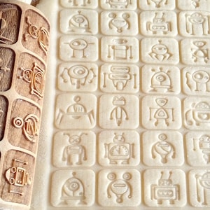 Robots, Laser Engraved Rolling Pin, Embossed Roller, Wooden roller engraved, Embossing Rolling Pin for Cookies, Small Rolling Pin, Toys