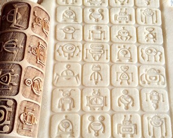 Robots, Laser Engraved Rolling Pin, Embossed Roller, Wooden roller engraved, Embossing Rolling Pin for Cookies, Small Rolling Pin, Toys