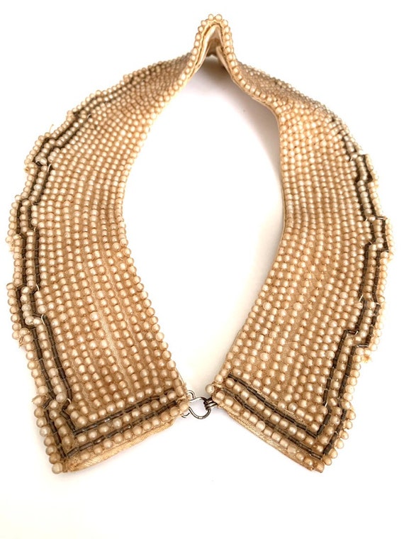 Vintage glass pearl beaded collar necklace - image 3