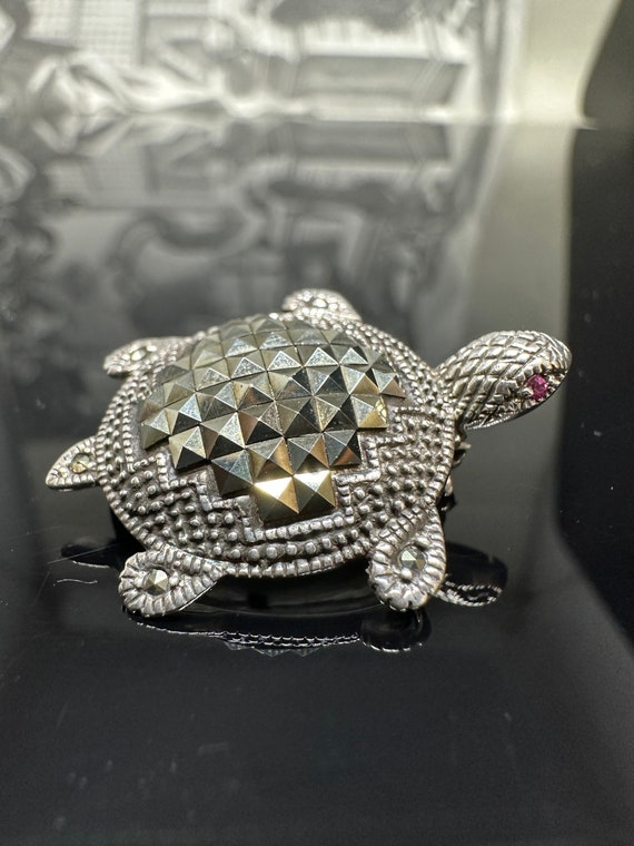 Cute Turtle Sterling Silver Marcasite Brooch/Pin