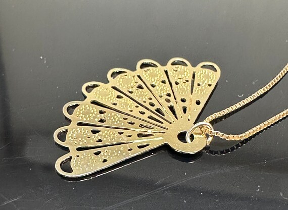 14k Gold Fan Necklace - image 3