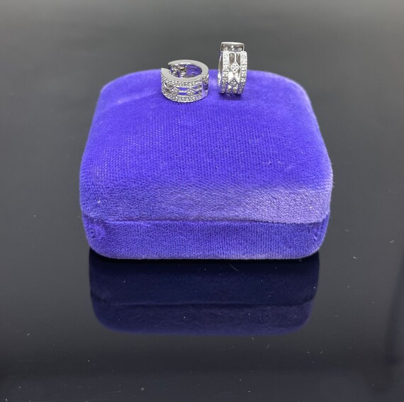 14k White Gold & Diamond Earrings - image 3