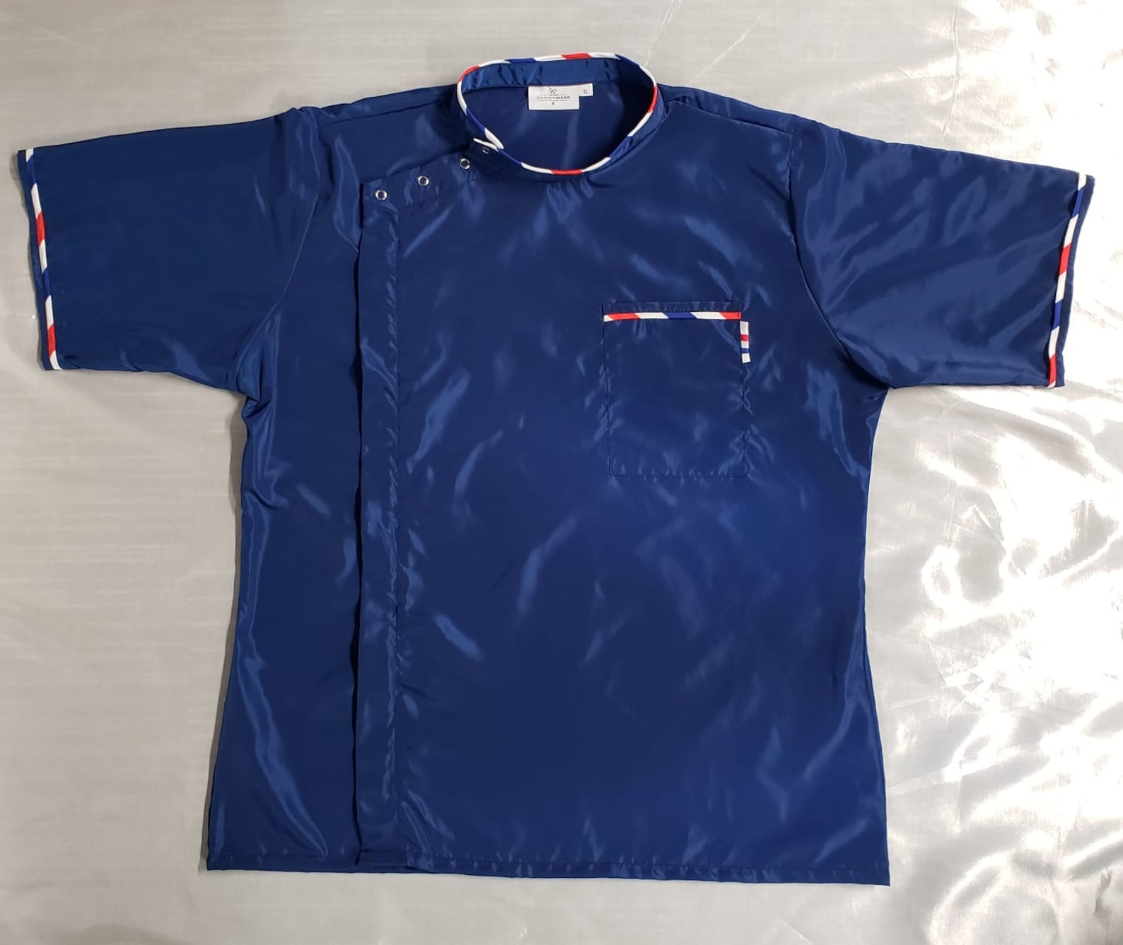 Retro Barber Smock With Barber Pole Trim Color Vintage Barber Smock