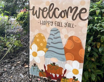 Benvenuti - Buon autunno a tutti - Gnomo - Zucca - Bandiera da giardino a forma di fungo