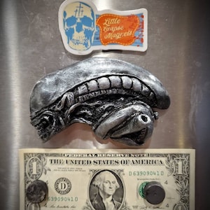 Xenomorph Alien geïnspireerde xl hars koelkastmagneet
