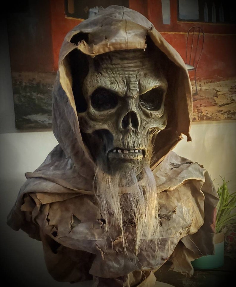 Tombs of the blind templar zombie halloween bust