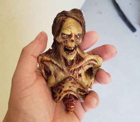 Return of the living dead half corpse inspired rotting zombie resin refrigerator magnet
