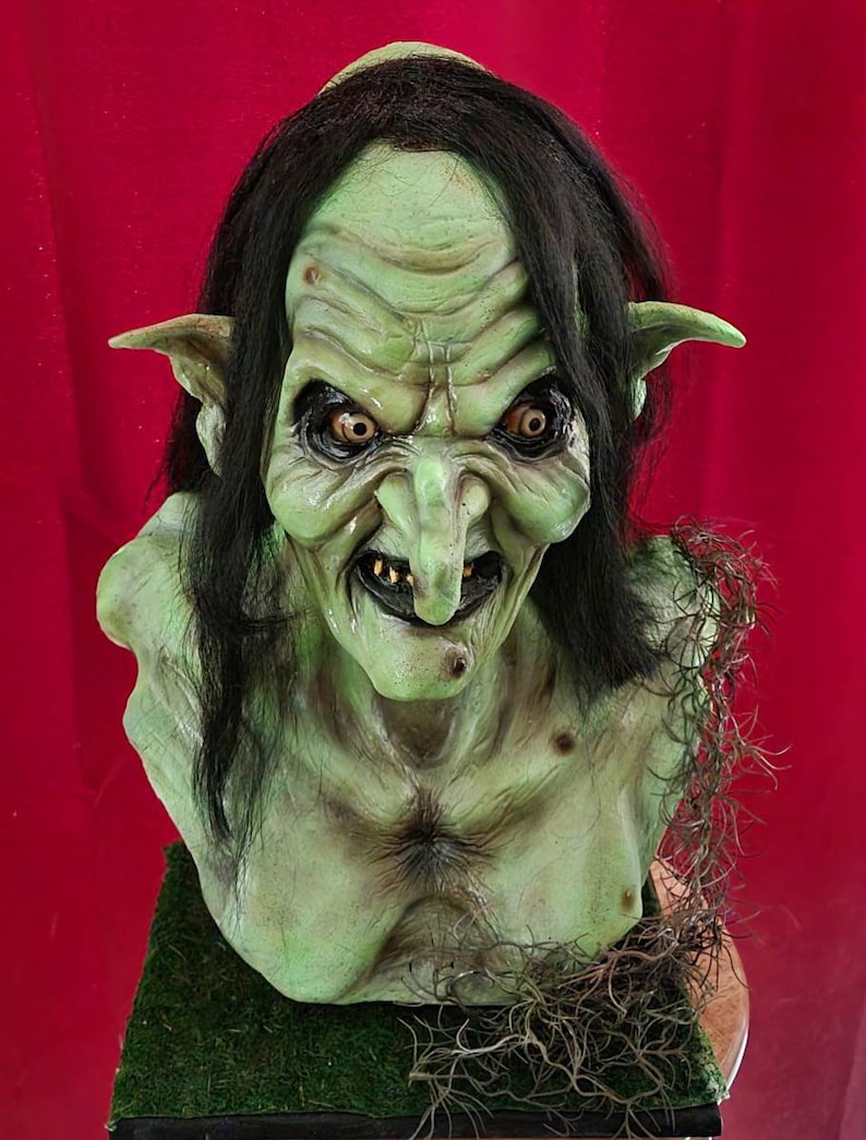 Swamp witch muckelbones legend inspired full size horror bust image 6