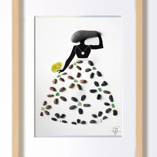 FASHION Pebble Art Design with a vintage feeling- Elegant Lady- Wall Art- Home decor- Eco-Art shops from France- 3D Shadow Box- 24x32cm or 32x42cm