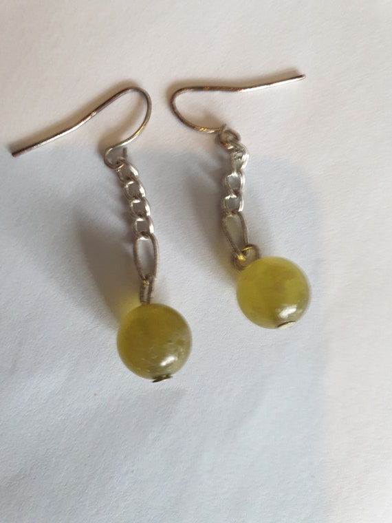 Lime green bead - image 1