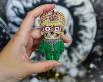 Mars Attacks Alien Movie Keychain Creepy Cute Handmade Horror Art Doll Plush Monster Dolls Gothic Accessories Toy Gift