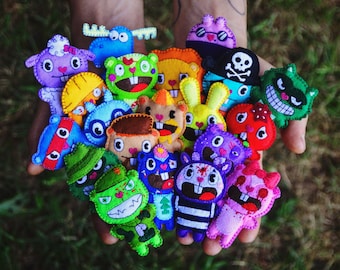 Happy Tree Friends Horror Cartoon Keychain Set Creepy Cute Plush Horror Movie Handmade Toys Collectible Dolls Gothic Accessories