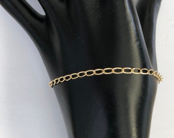 9ct. 375. Yellow Gold Bracelet. 18cm