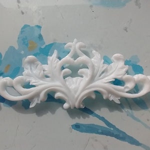 1/12 Scale Dollhouse Fancy Pediment Moulding