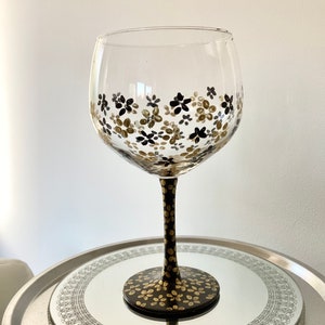 Hand Painted Gin Balloon Glass: Black & Gold Cocktail Glass (500ml)
