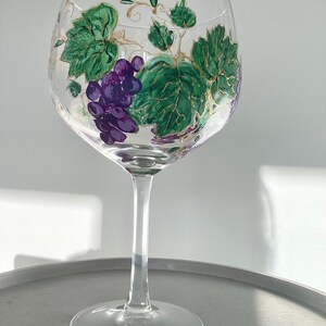 Hand Painted Grape Vine Gin Balloon Glass - 500ml Cocktail Glass