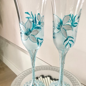 Hand Painted Champagne Flutes: Unique Wedding Toasting Glasses