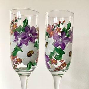 Hand Painted Floral Champagne Flutes: Prosecco Toasting Glasses
