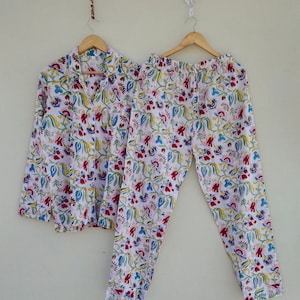 Handmade Cotton Pajama Set: Block Print Women&#39;s PJs