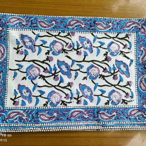 Set di tovagliette con stampa a blocchi indiani, tovagliette blu in cotone, set da 6 e 6, regalo di Natale per la mamma, Marigold, tavolo estivo