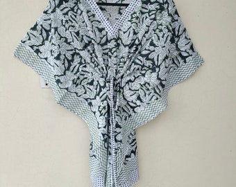 Caftán de algodón azul con estampado floral hecho a mano: pareo playero estilo bohemio.