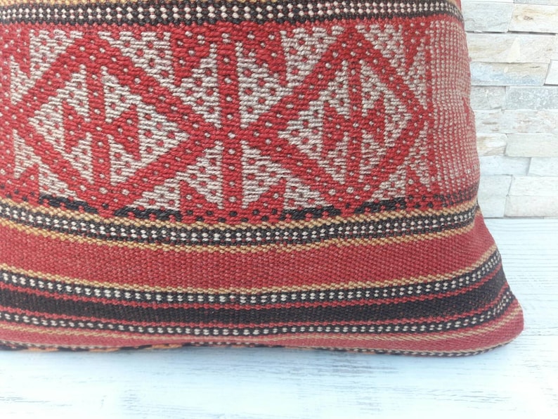 Home living Kilim cushion Home design Decorative pillow Boho pillow Kilim pillow Turkish pillow Wintage pillow Kilim pillow cover