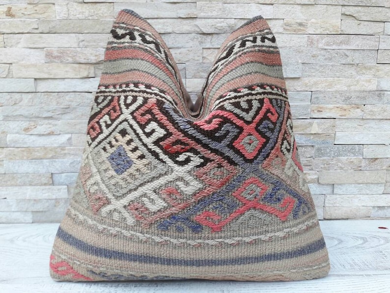 Boho pillow Wintage pillow Kilim pillow Kilim pillow cover Turkish pillow Decorative pillow Kilim cushion Home living Home design