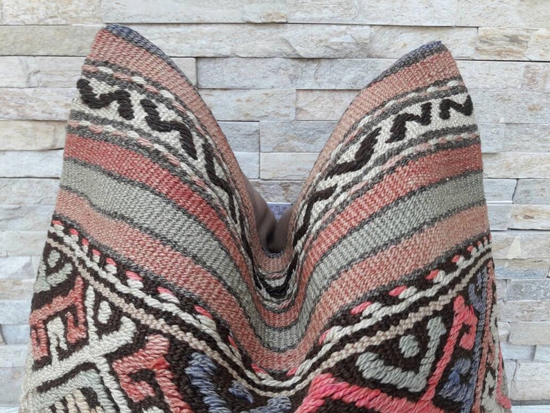 Boho pillow Wintage pillow Kilim pillow Kilim pillow cover Turkish pillow Decorative pillow Kilim cushion Home living Home design