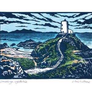 Llanddwyn-vuurtoren in kleur. A4 Fine Art-kleurenprint van originele handgeschilderde linosnedeprint. Morfa Nefyn. Twr Mawr, Anglesey.