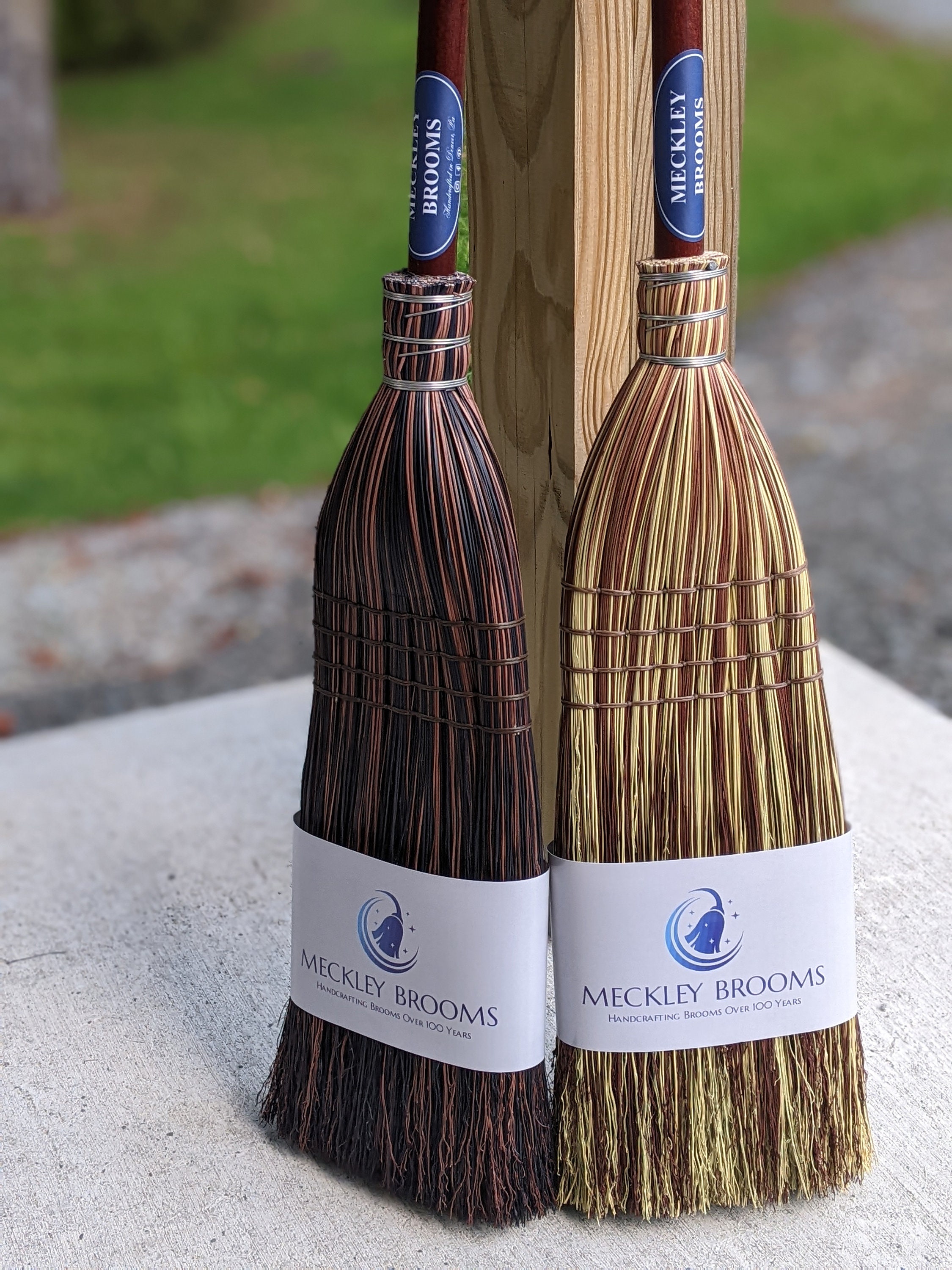 Petit Balai à Main Vert Fait Main En Kentucky - En Broomcorn, Sans Manche, Usage Général