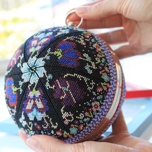 Minaudiere, Bolso Clutch, Bolso con flores, Bolso de noche, Bolso único, Bolso a medida, Bolso de cuentas, Bolso de ganchillo, Regalo día de la madre, Bolso hecho a mano