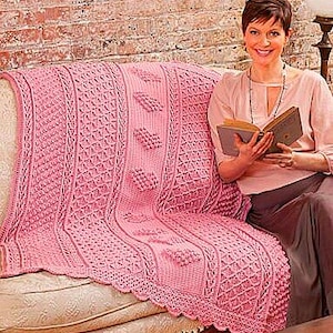 Easy Crochet Throw Pattern for Beginners & Intermediates – Perfect Handmade Gift for Weddings, Anniversaries, Valentine’s Day, or Birthdays