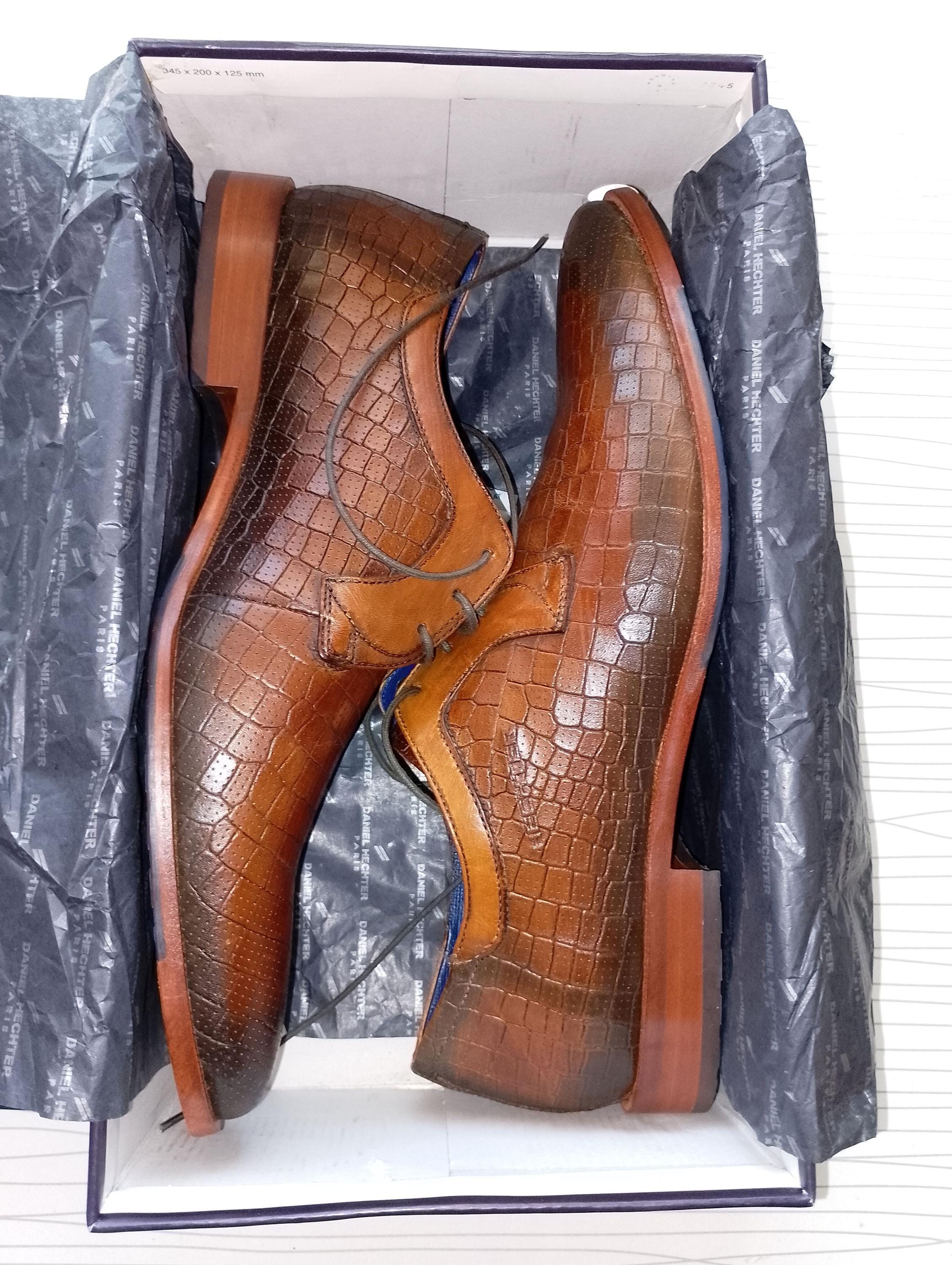 DANIEL HECHTER Paris Exclusive Alligator Print Cognac Lace up