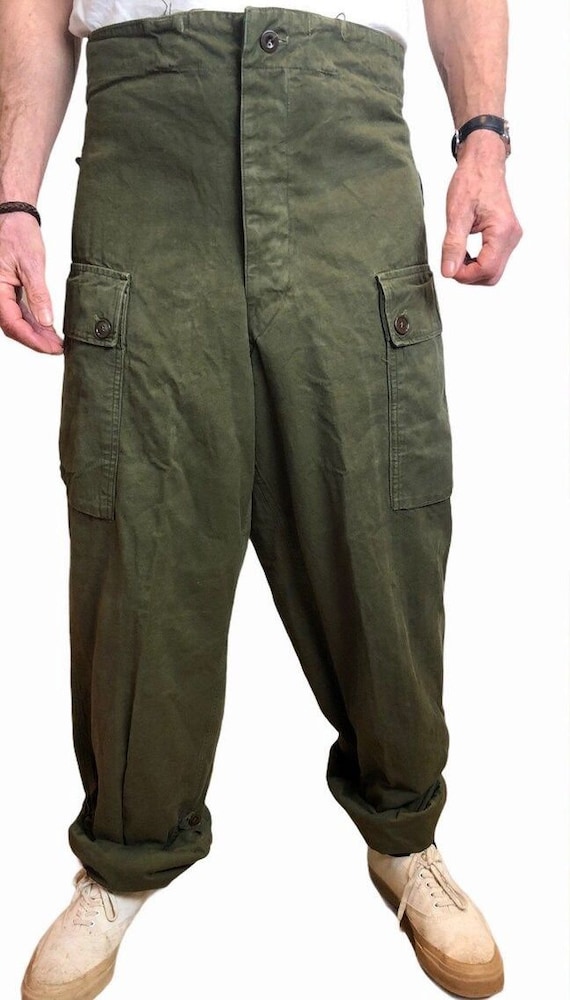 Vtg 50s Rare A.M. Seynaeve M.V.O 1958 Military Belgian Army Olive Green Twill Baggy Wide Cargo Utility Trousers, Size 82x90 Vtg 50s Rare A.M. Seynaeve M.V.O 1958 Military Belgian Army Olive Green Twill Baggy Wide Cargo Utility Trousers, Size 82x90