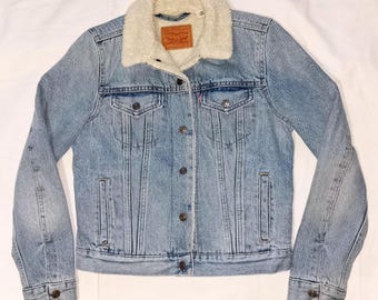 LEVI'S® Women Sherpa Fleece Lined Type 3 Blue Denim Standard Trucker Jean Jacket 40117, size S