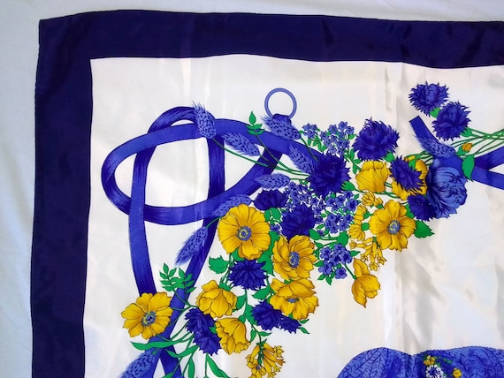 小物 Gucci Silk 100 Scarf Purple Blue Painted Gucci // Black & Blue Pixel Printed Silk Scarf – VSP Consignment