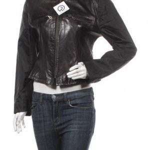 VENT COUVERT Collection Femme Paris - short fitted elegant lightweight black zipped jacket, Size L