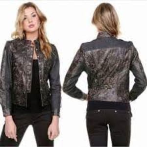 H&D Classic Leather Collection - Distressed Genuine Leather / Denim Panel Military Moto Style Jacket Acid Wash, size М