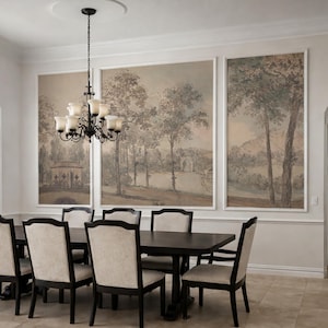 Puede incluir: Un comedor formal con una mesa de comedor de madera oscura y ocho sillas tapizadas. Tres grandes pinturas de paisajes cuelgan de la pared y una lámpara de araña cuelga sobre la mesa. La habitación tiene una paleta de colores neutros.