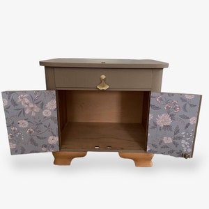 50s mini chest of drawers image 5