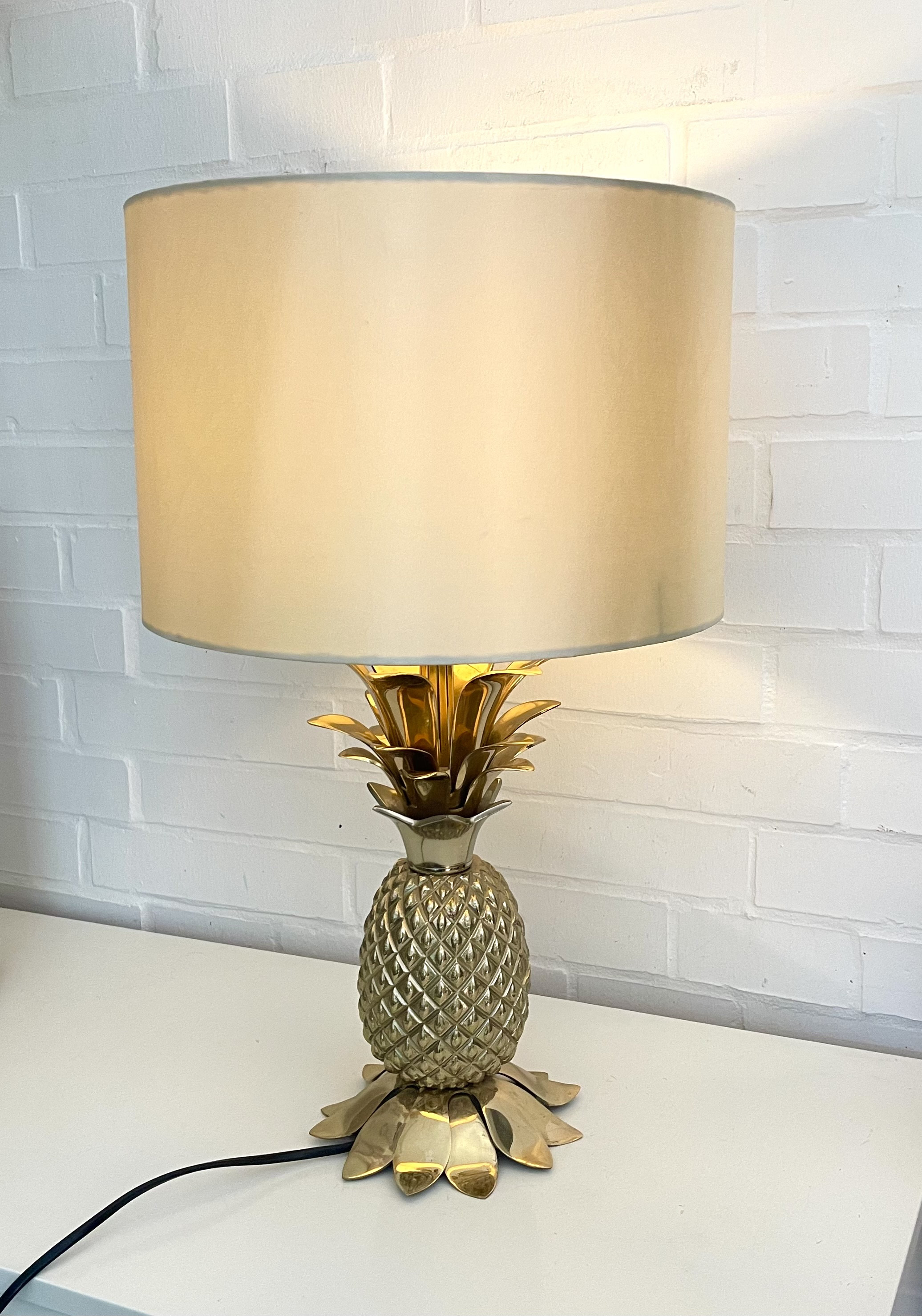 Mid Century Hollywood Regency Style Pineapple Lamp - Etsy, image size:2072x2959