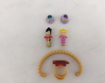 Vintage Polly Pocket Jewel Secrets: accesorios y figuras de repuesto para ambas variaciones del set.
