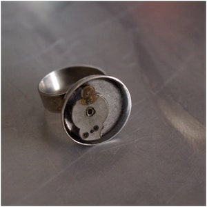 Adjustable retro mechanical ring in silver brass and resin - old timepiece - adjustable steampunk ring - plated silver brass and resin