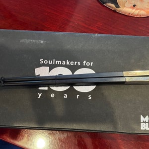 Mont Blanc Chopsticks with Rest