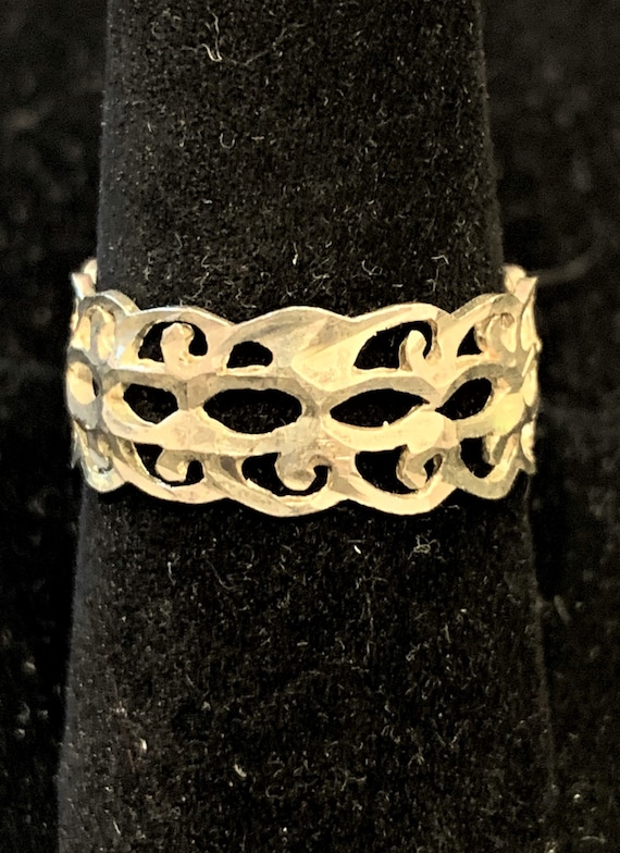Wide Wave Pattern Sterling Silver Ring