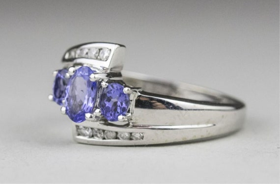 14 Karat White Gold Tanzanite Fashion Ring - image 2