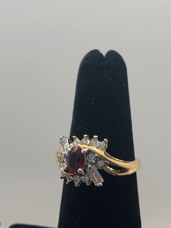 Gold Toned Ring with Ruby Colored Stone - image 2