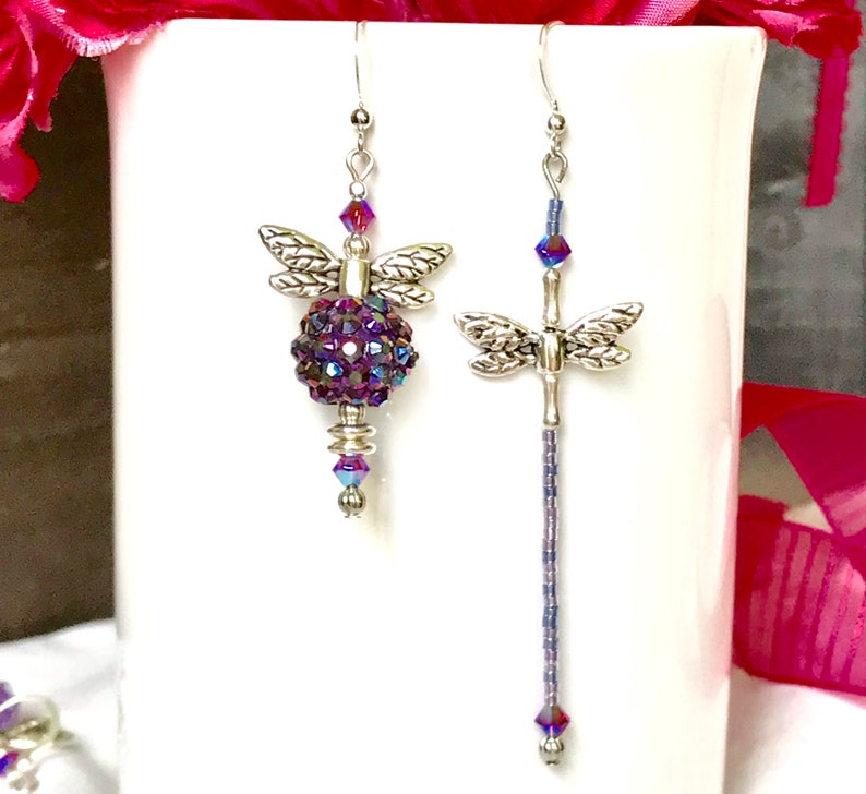 Purple Mismatch Beaded Bee and Beaded Dragonfly Mismatched earrings Bee /& Dragonfly earrings